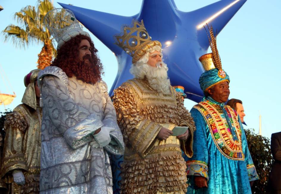 Будет три короля. Короли Волшебники в Испании. Богоявление три короля. Праздник трех королей в Испании.